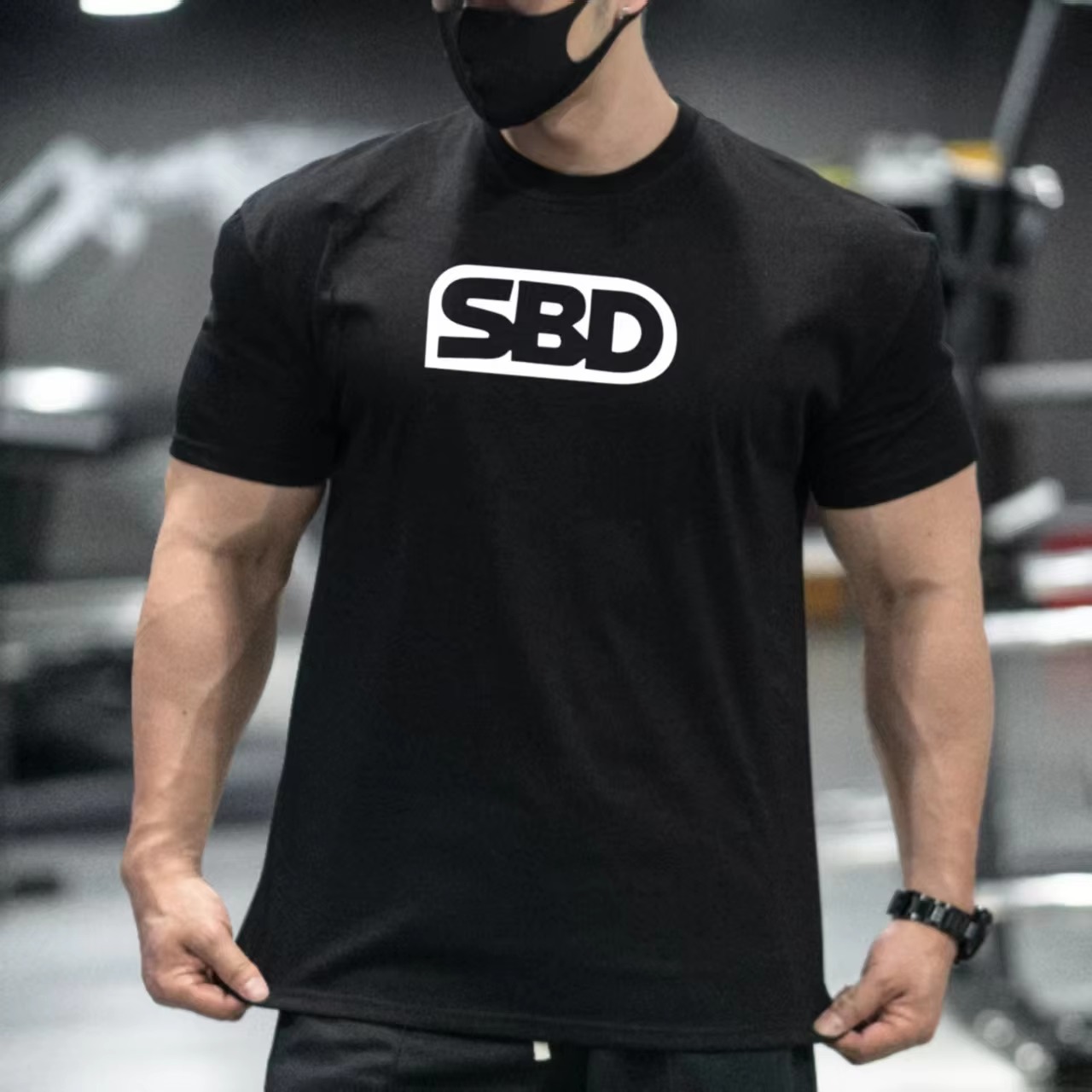 Kaos olahraga dengan desain gr - Streetwear Brand Red Logo ulasan dan harga